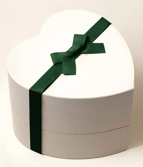 Lula's Garden Heart Shaped Succulent Garden