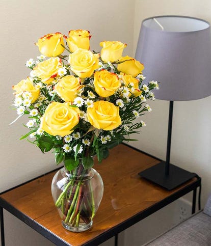 Yellow Bi-Color Rose Bouquet